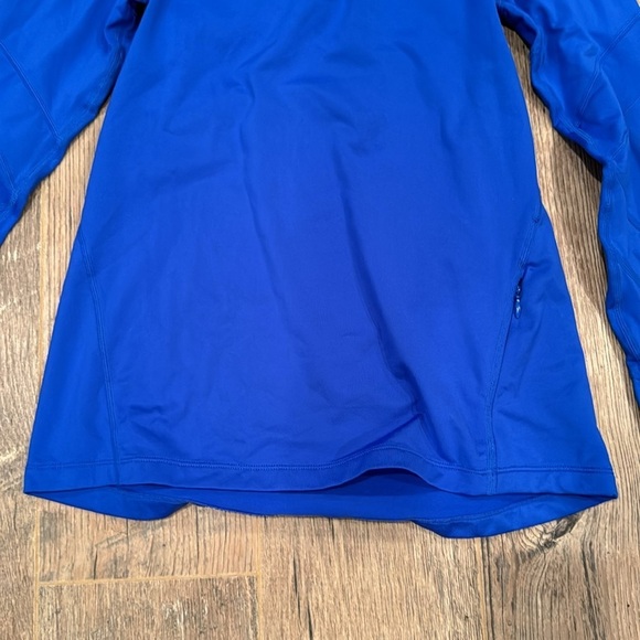Gap Fit Woman’s Blue Athletic Quarter Zip Size Extra Small - Picture 2 of 8